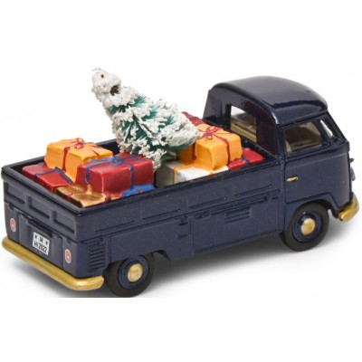 VW T1 Pritsche beladen mit Baum und Geschenken, mit Fahrer Santa Claus, Weihnachten 2022- MHI