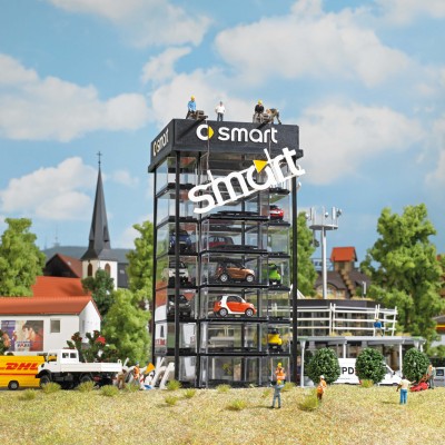 Smart Car Tower, Glasturm 7stöckig für 28 Smart Modelle, Größe 10,9 x 10.9 x 21,7 cm