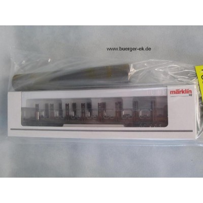 Großrohr mit gealtertem Märklin Rungenwagen