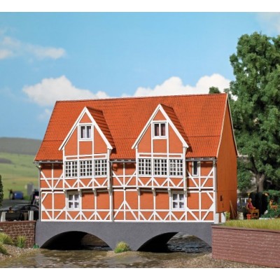 Brückenhaus Hansestadt Wismar, Fachwerkbau, Bausatz, Größe: 17,6 x 14 x 14 cm