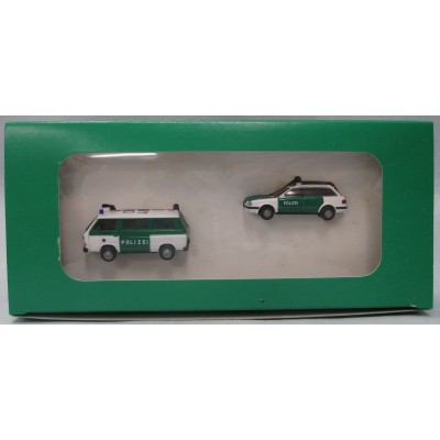 Sonderpackung GdP mit 2 POLZEIFAHRZEUGEN: