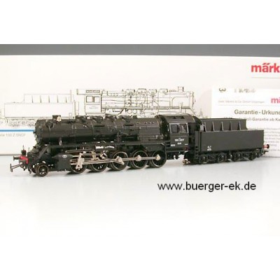 Schlepptenderdampflokomotive 150Z der SNCF, schwarz, Aufschriften am Führerstand: 2-zeilig Richtung Kessel, 1-zeilig Richtung Tender,