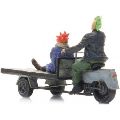 Lastenmoped, mit Punks