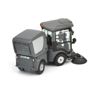 Kärcher MC 130 Kehrmaschine