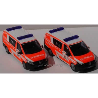 Set: 2 Mercedes-Benz Vito Notarzt Feuerwehr Stuttgart, NEF 1  5/82-1 S-FW 2823 + NEF 2 5/82-2 S-FW 2824, Exklusivmodelle !