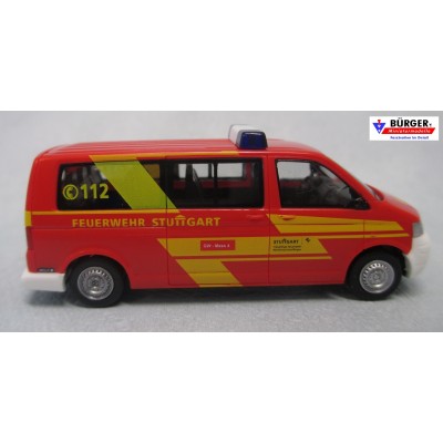 VW T5 LR Bus der Feuerwehr Stuttgart Hedelfingen, GW-Mess 4, rot mit gelbem Design, 15/94-1, MTW 26, S-FW 2151
