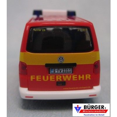 VW T5 LR Bus, Feuerwehr Stuttgart, Abteilung Wangen, rot mit gelbem Streifendesign, 31/19-1, MTW 28, S-FW 2311