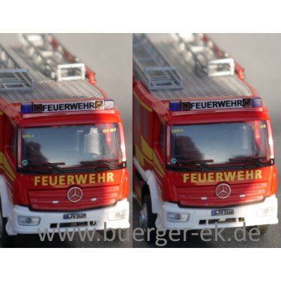 Set mit 2 Mercedes-Benz Atego Schlingmann Varus HLF 20-6 92/46-3 - S-FW 2466 und 20-7 92/46-4 - S-FW 2467 der Feuerwehr Stuttgart