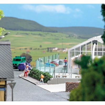 Pflanzsteine und Palisaden, grau