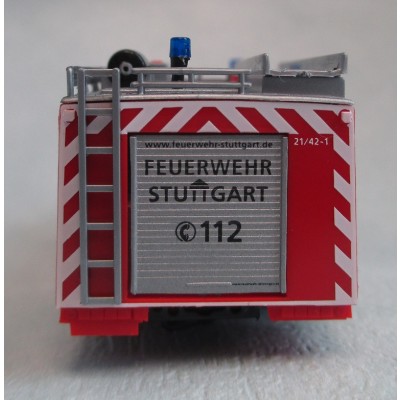 Mercedes-Benz T2, Feuerwehr Stuttgart Plieningen, LF 8/6, mit europäischem Rettungslogo 112