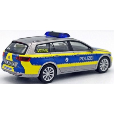 VW Passat Variant, Polizei Bremen, silber/blau mit leuchtgelbem Streifendesign