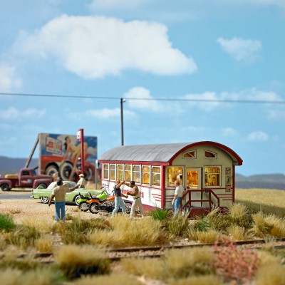 Imbiss - Schnellrestaurant im Baustil eines Eisenbahnwaggons, Bausatz, Größe 13,3 x 4,2 x 5,5 cm